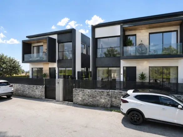 4-bedroom Villa In Gouves, Greece (180 M²)