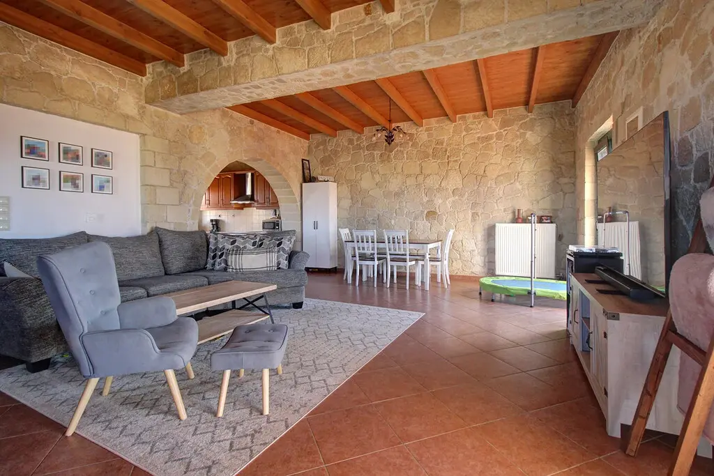 Maisonette Of 190 M² In Crete