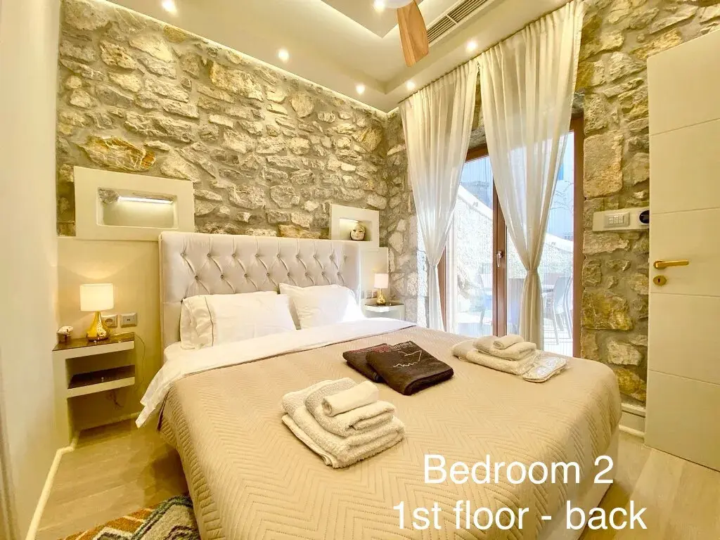 Villa Of 124 M² In Peloponnese