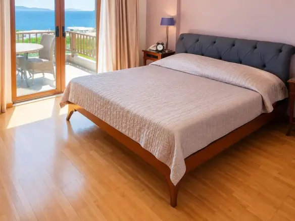 2-bedroom Flat In Rafina, Greece (130 M²)