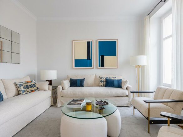 Apartment Of 100 M² With Views Of The Puerta De Alcalá In A Classic Building