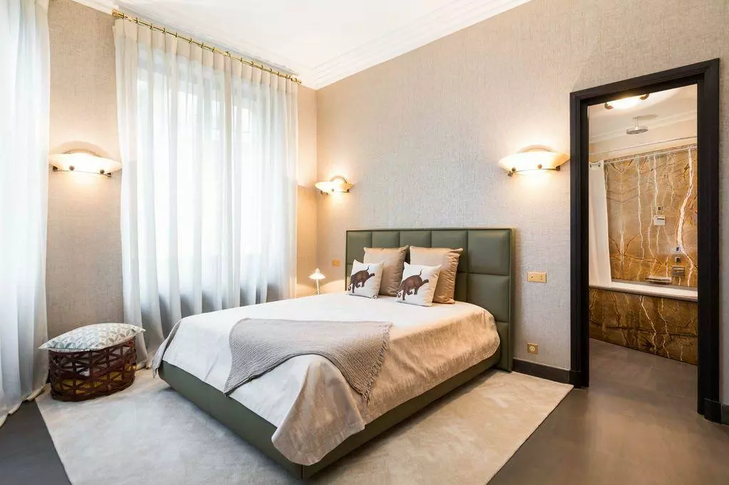 4084165-3d788556 Apartment Of 150 M² With Unique Features In Salamanca
