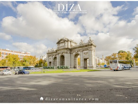 Apartment Of 120 M² With Terrace In Salamanca