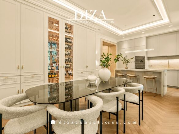 Apartment Of 70 M² With Balcony In Salamanca District