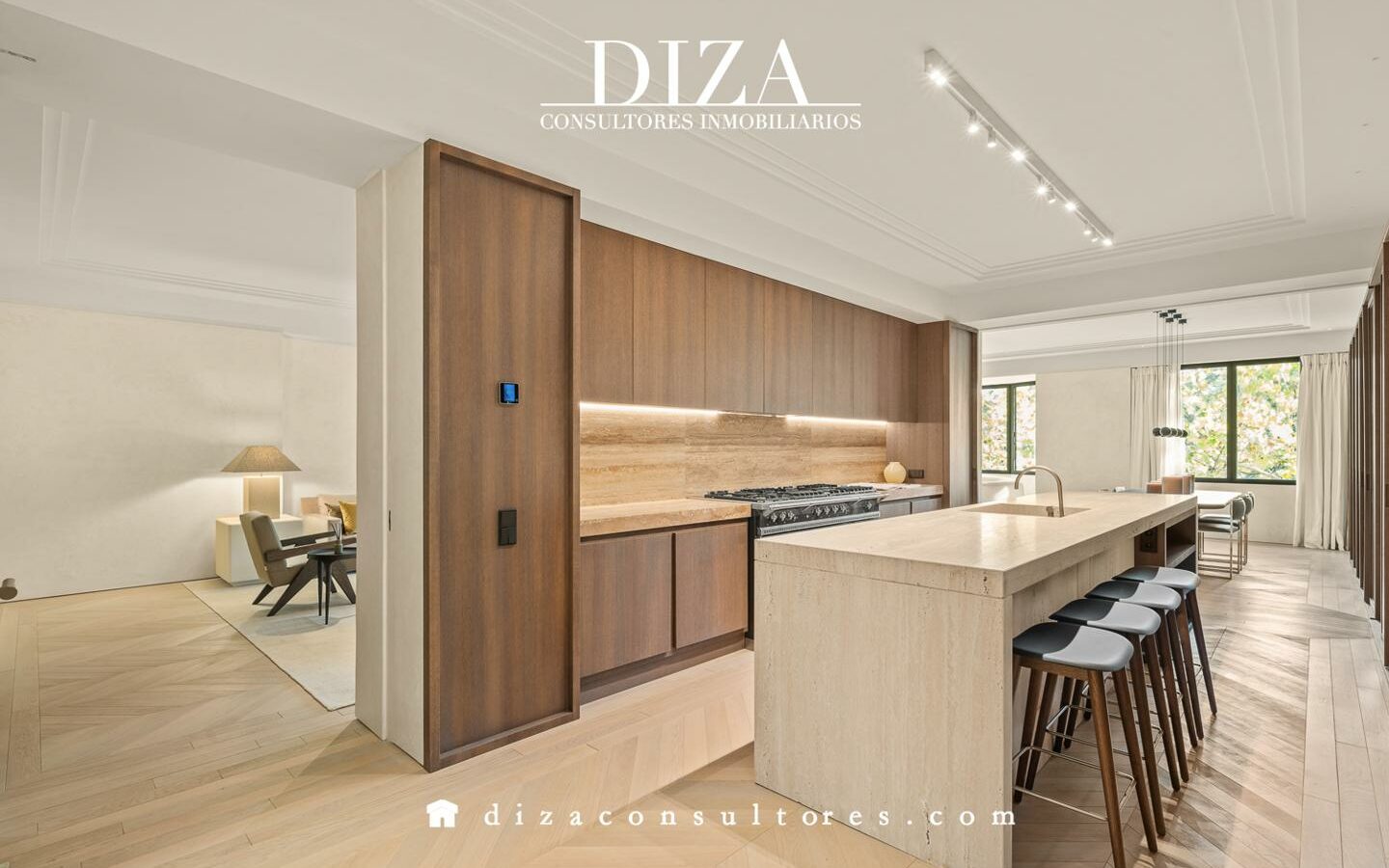 Apartment Of 150 M² With Park Views In Retiro