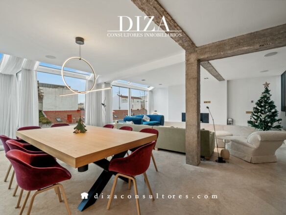 Penthouse Of 200 M² With Terrace In Hermosilla