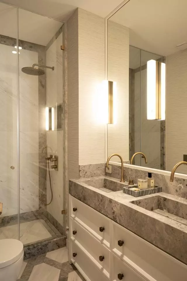 4251521-b99f0306 Apartment Of 85 M² With Classic Building Features In Puerta De Alcalá