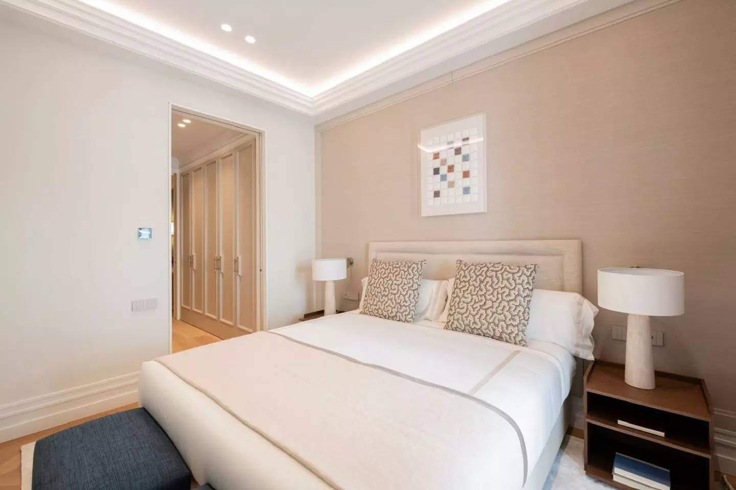 4251521-ee4f67f6 Apartment Of 85 M² With Classic Building Features In Puerta De Alcalá