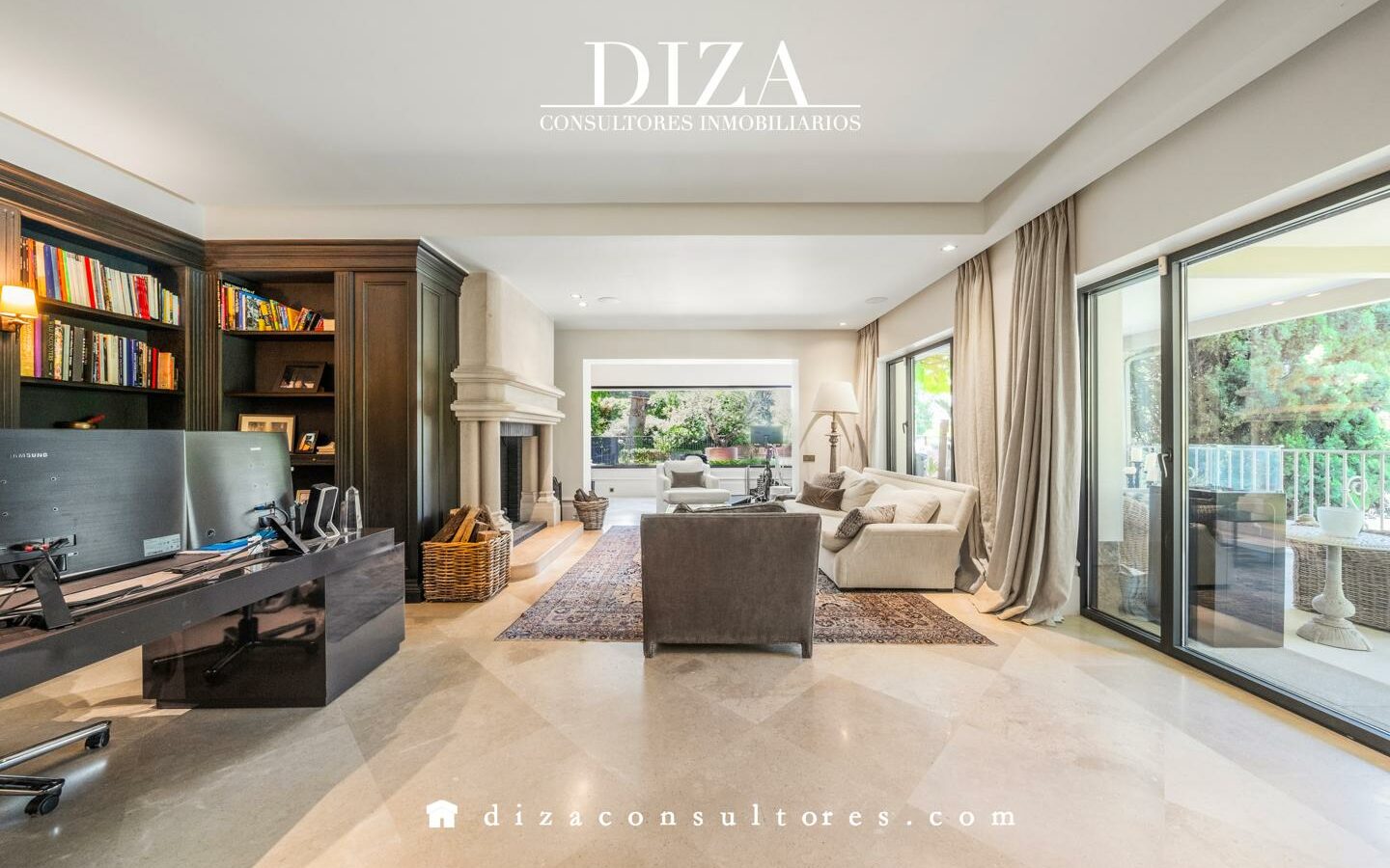 Villa Of 500 M² With Swimming Pool In Somosaguas