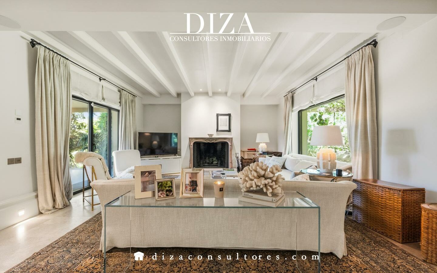 Villa Of 500 M² With Swimming Pool In Somosaguas