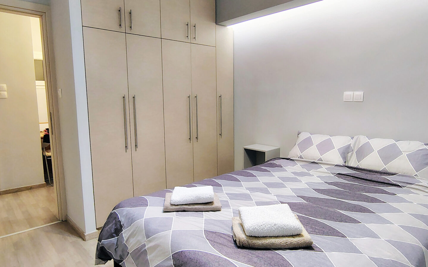 Charming Kallithea Apartment