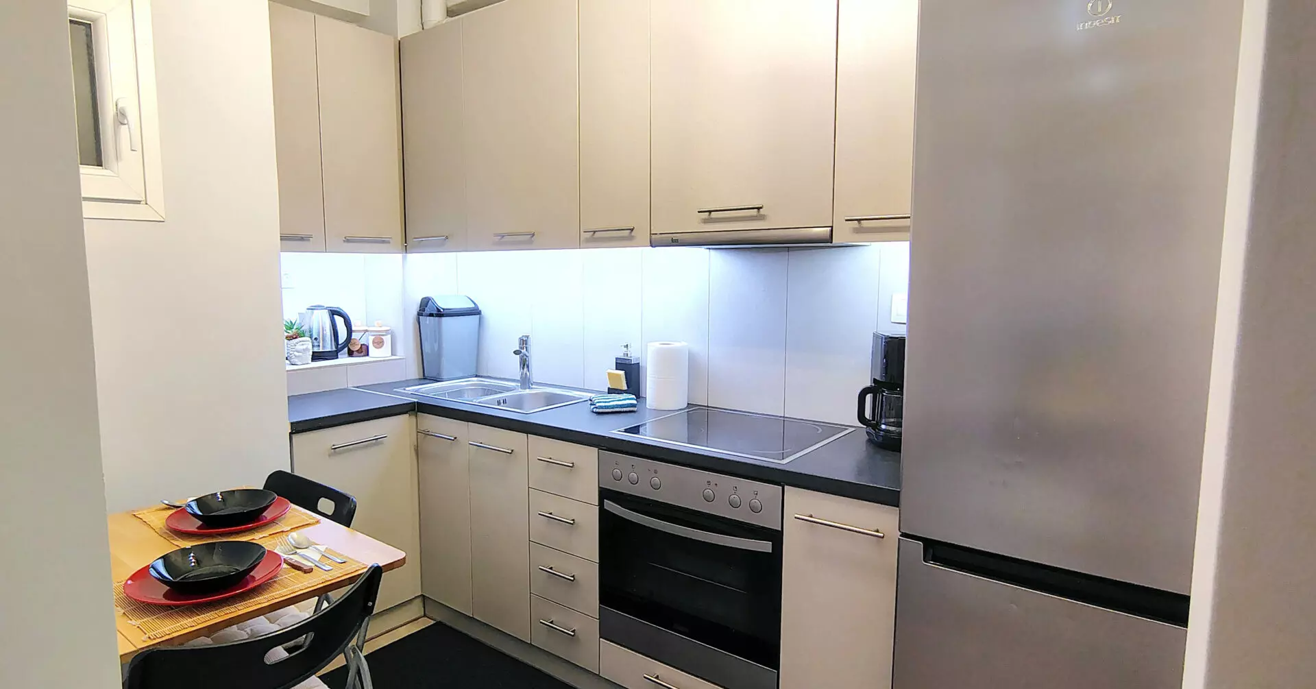 03 Charming Kallithea Apartment
