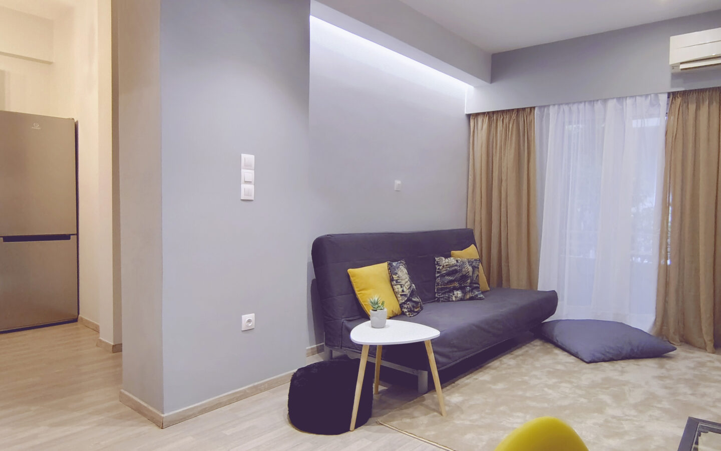 Charming Kallithea Apartment