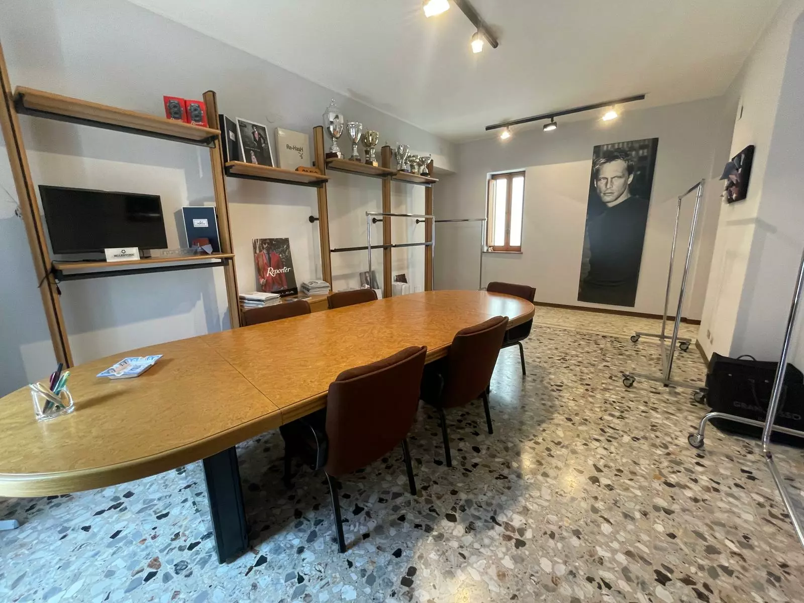 Apartment Of 130 M² With Balcony In Papa Stefano