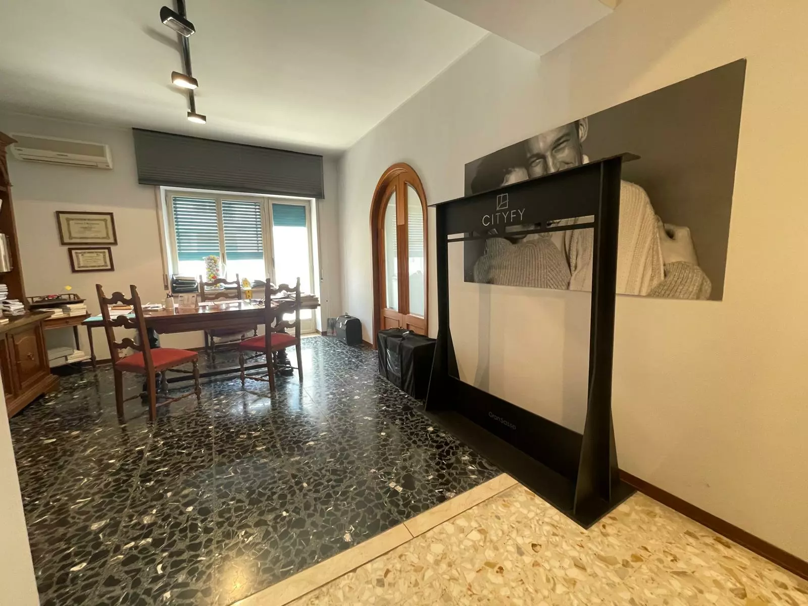 Apartment Of 130 M² With Balcony In Papa Stefano