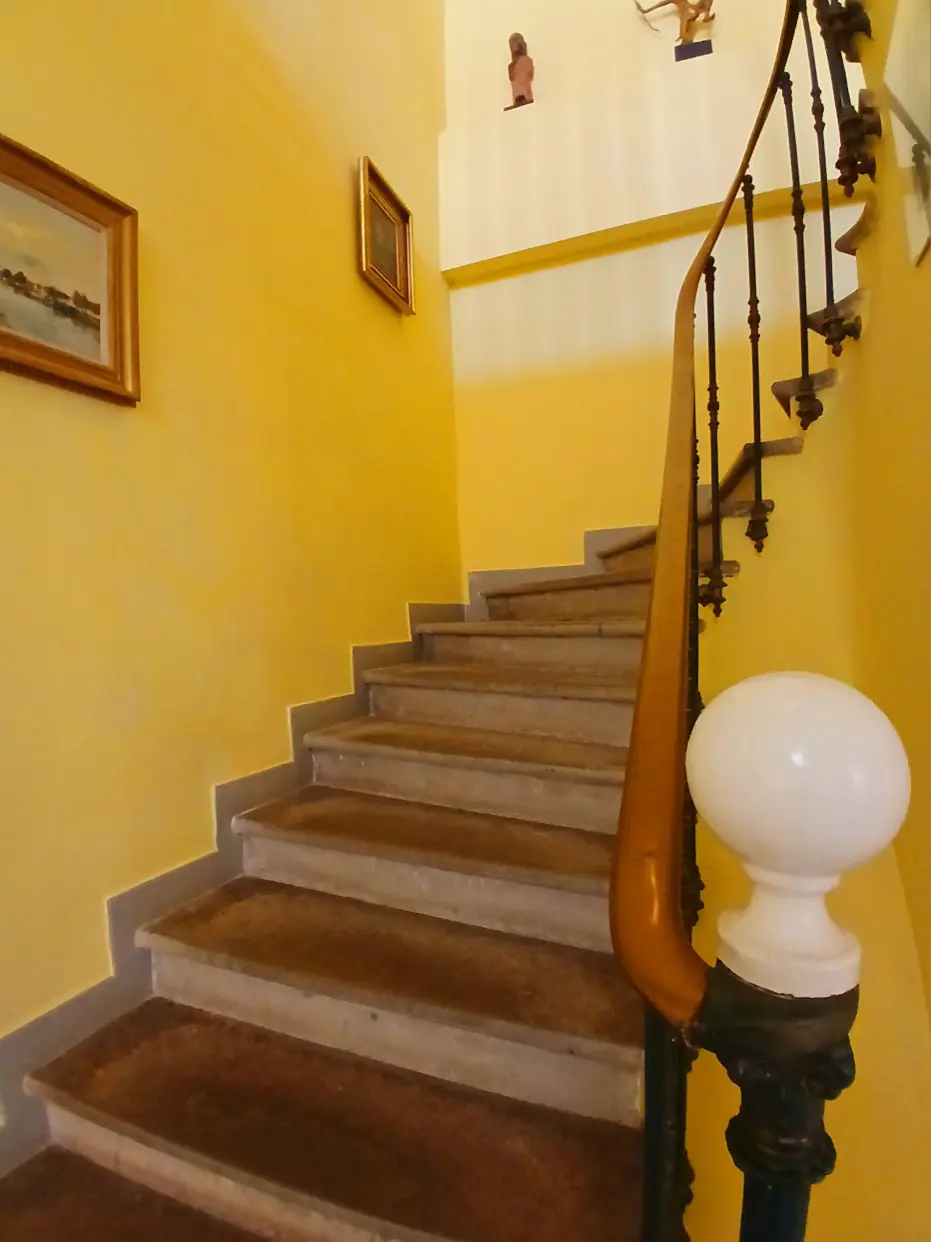 House Of 240 M² In Cessenon Sur Orb, France