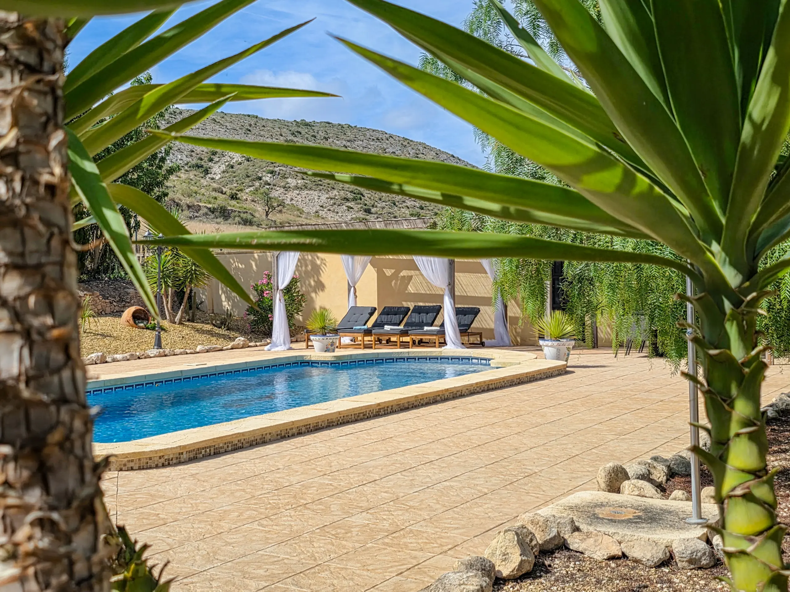 Country House Of 213 M² In Pinoso, Spain