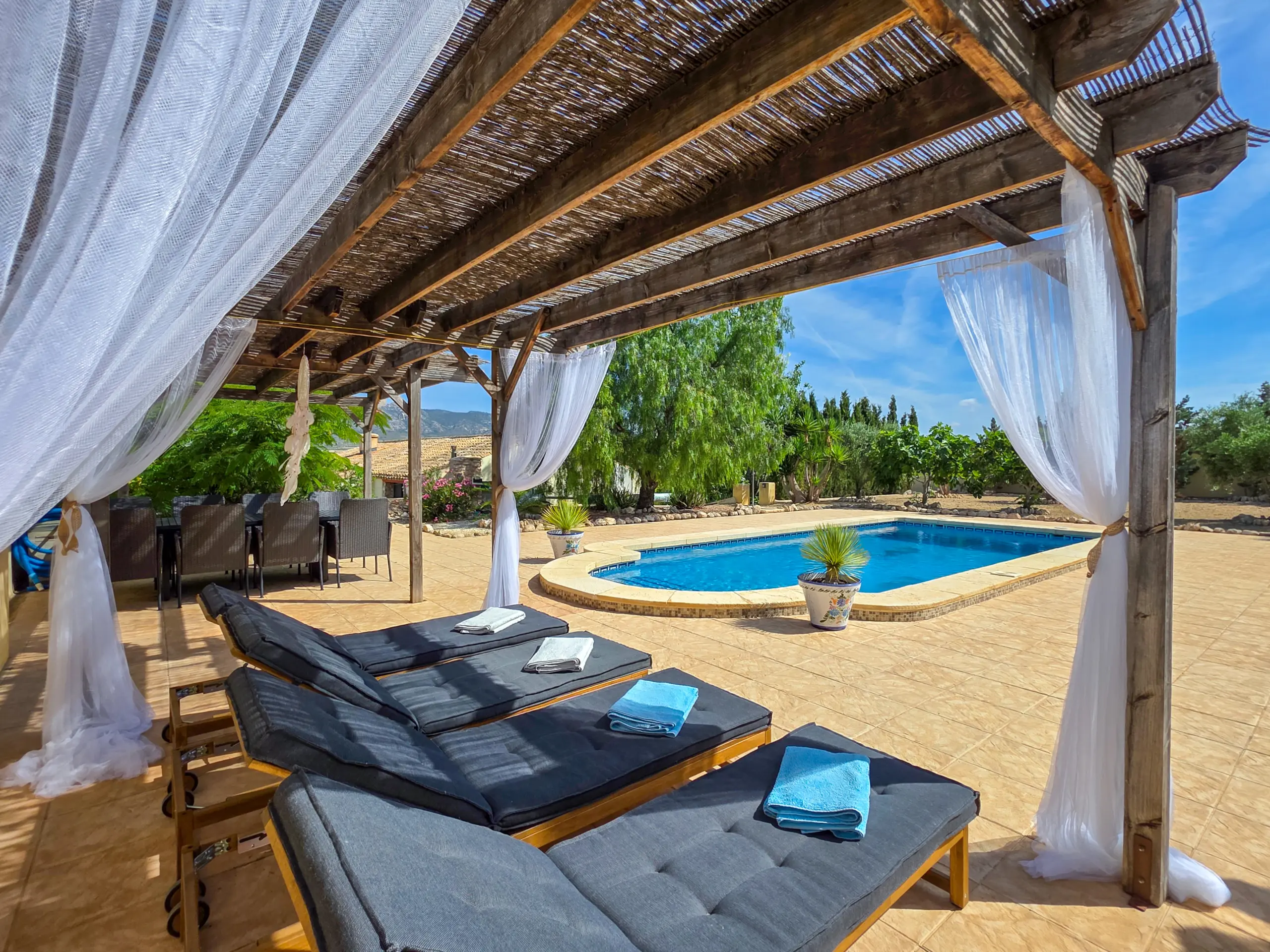 Country House Of 213 M² In Pinoso, Spain