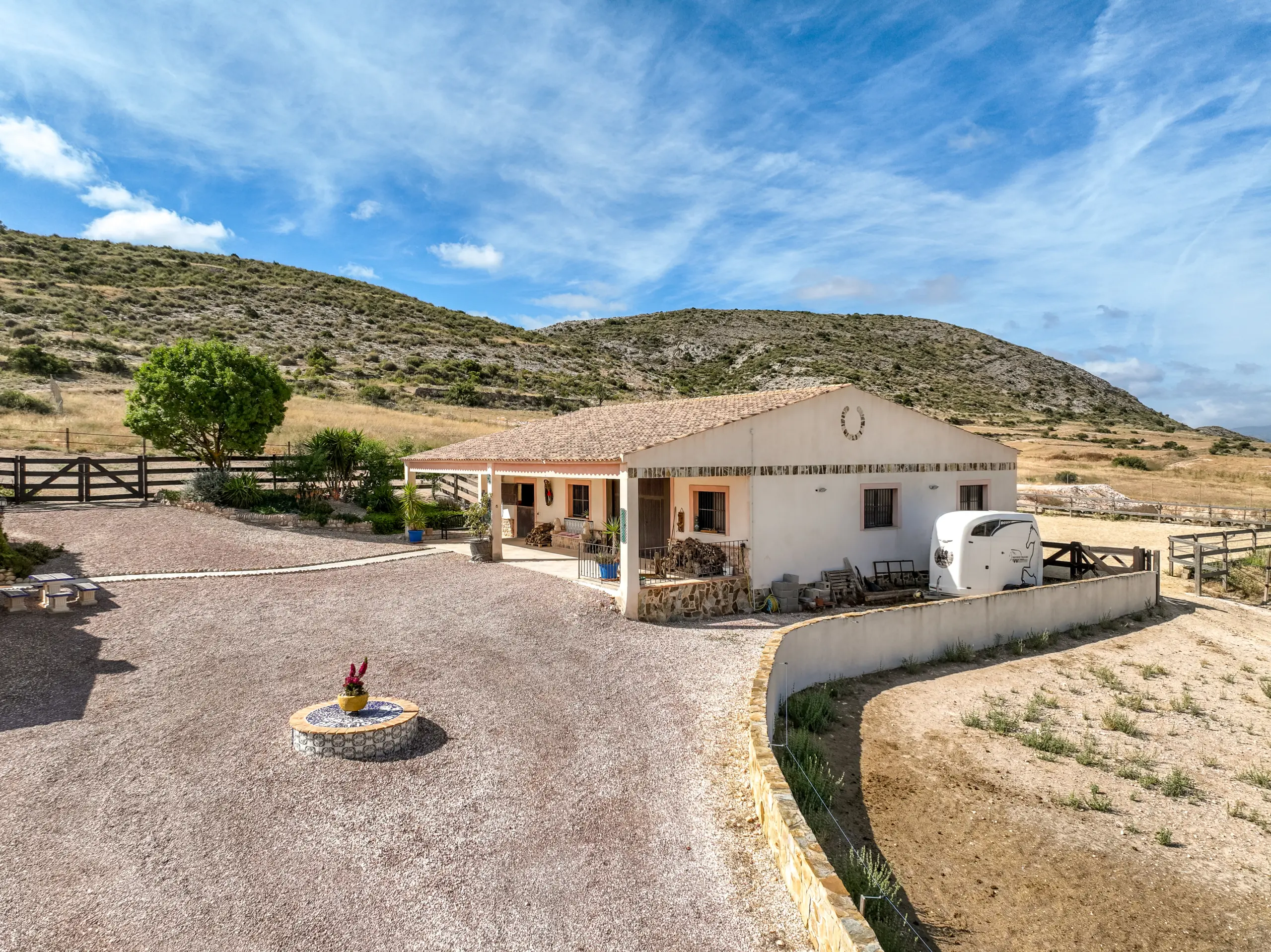 Country House Of 213 M² In Pinoso, Spain
