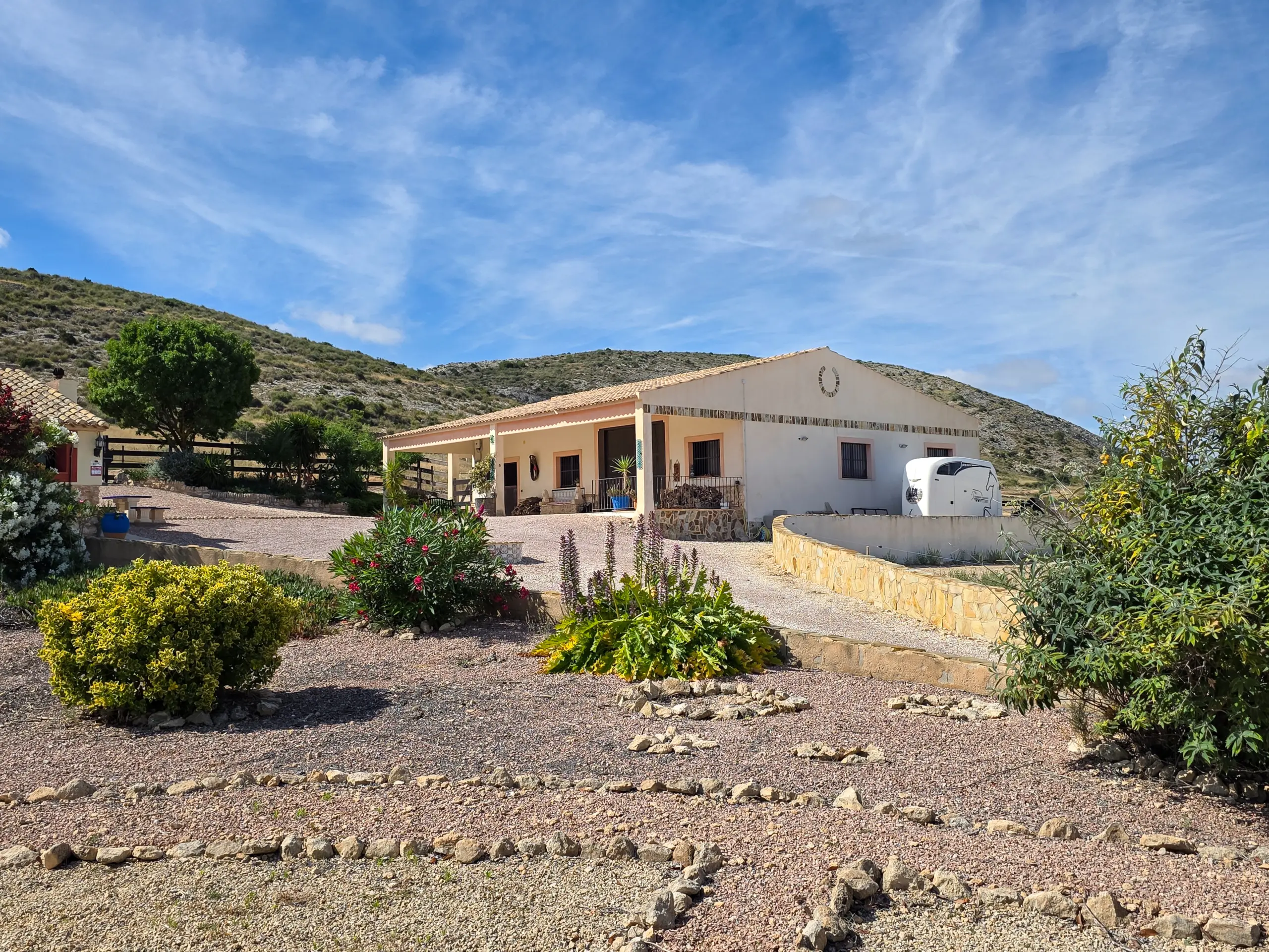 Country House Of 213 M² In Pinoso, Spain
