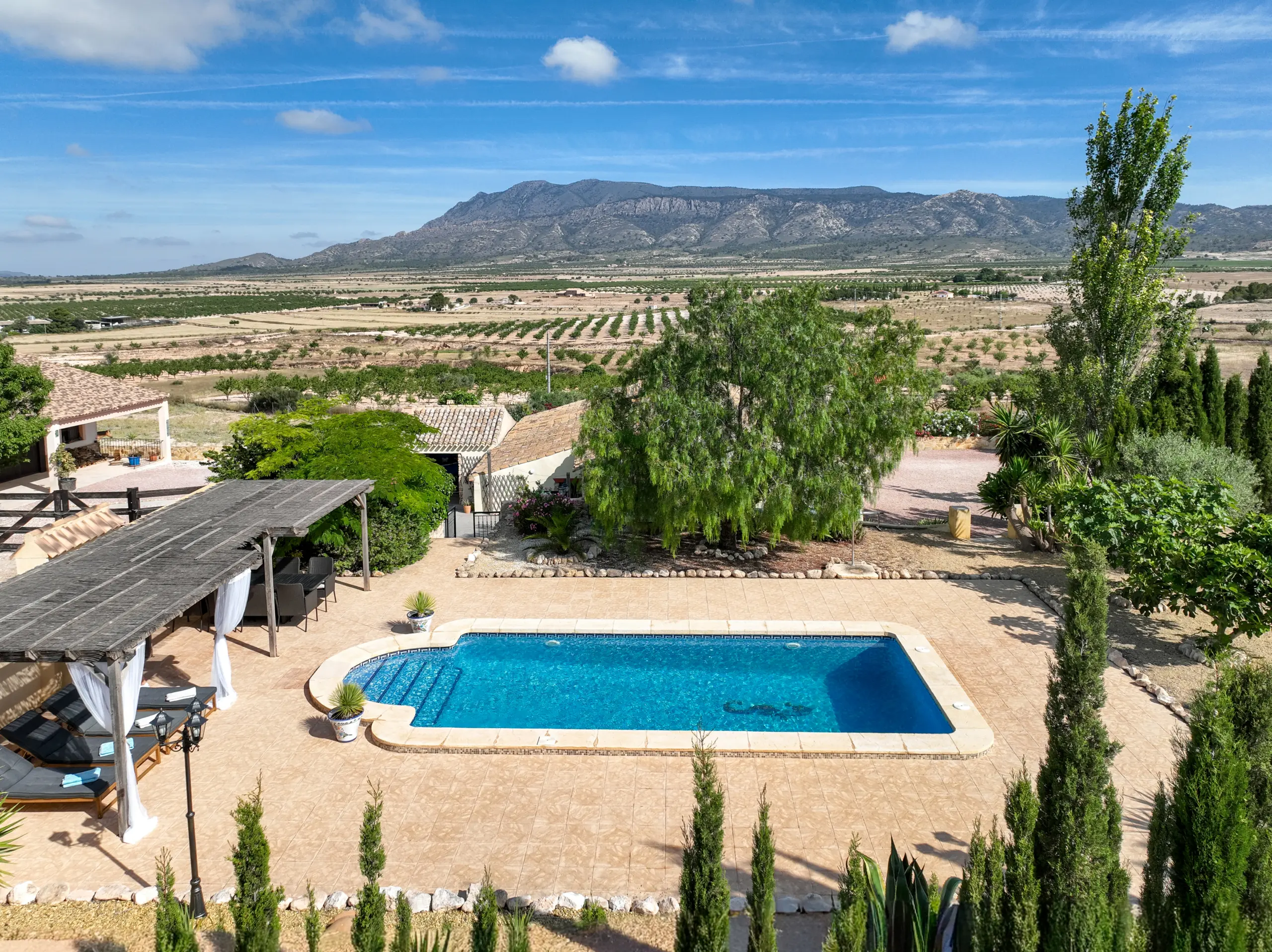 Country House Of 213 M² In Pinoso, Spain