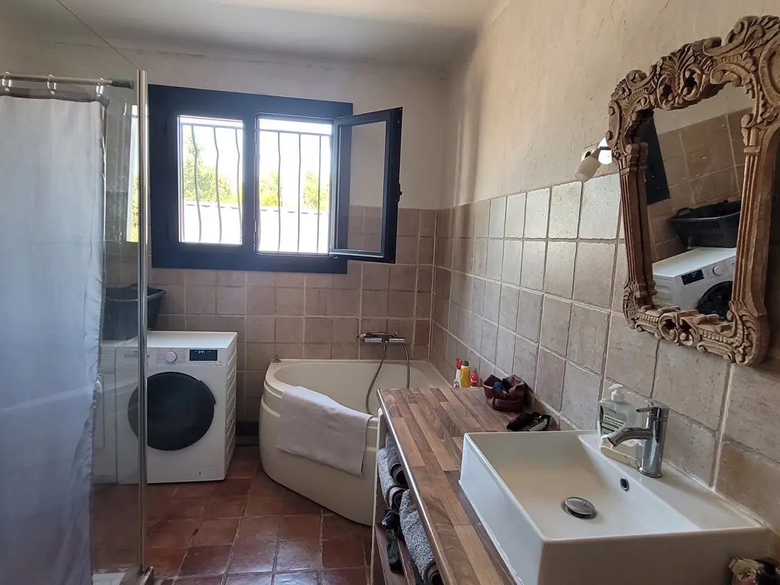Detached House Of 160 M² In Pezenas, France