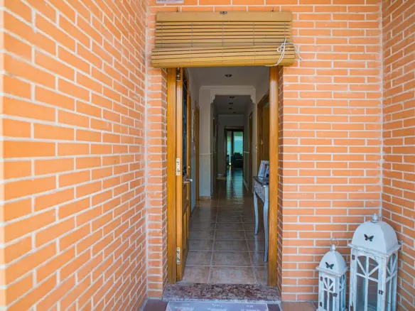 4-bedroom Detached Villa In Pinoso, Spain (113 M²)