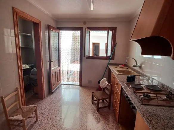 3-bedroom Townhouse In Pinoso, Spain (135 M²)