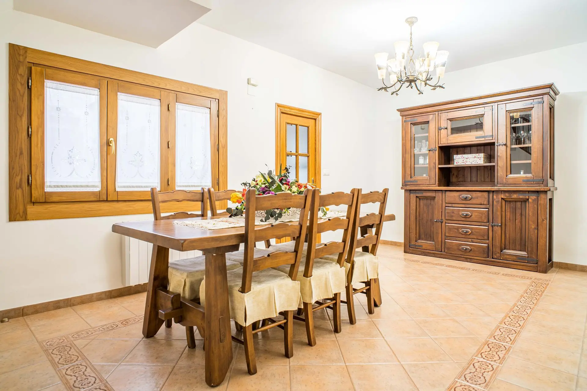 Country House Of 292 M² In Pinoso, Spain
