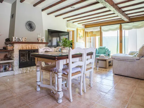 4-bedroom Detached Villa In Pinoso, Spain (113 M²)