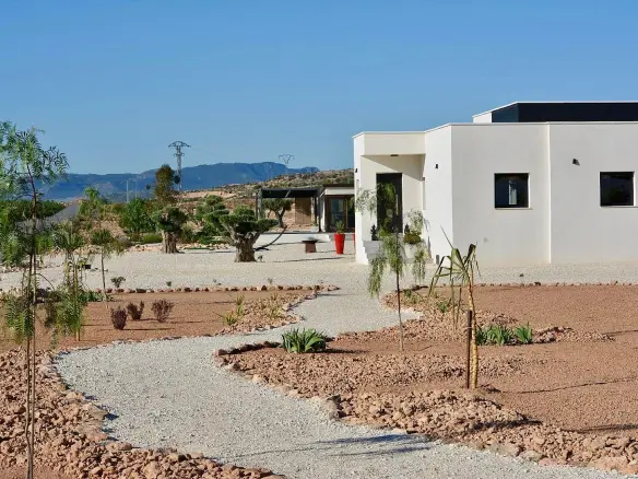 5-bedroom Detached Villa In Pinoso, Spain (210 M²)