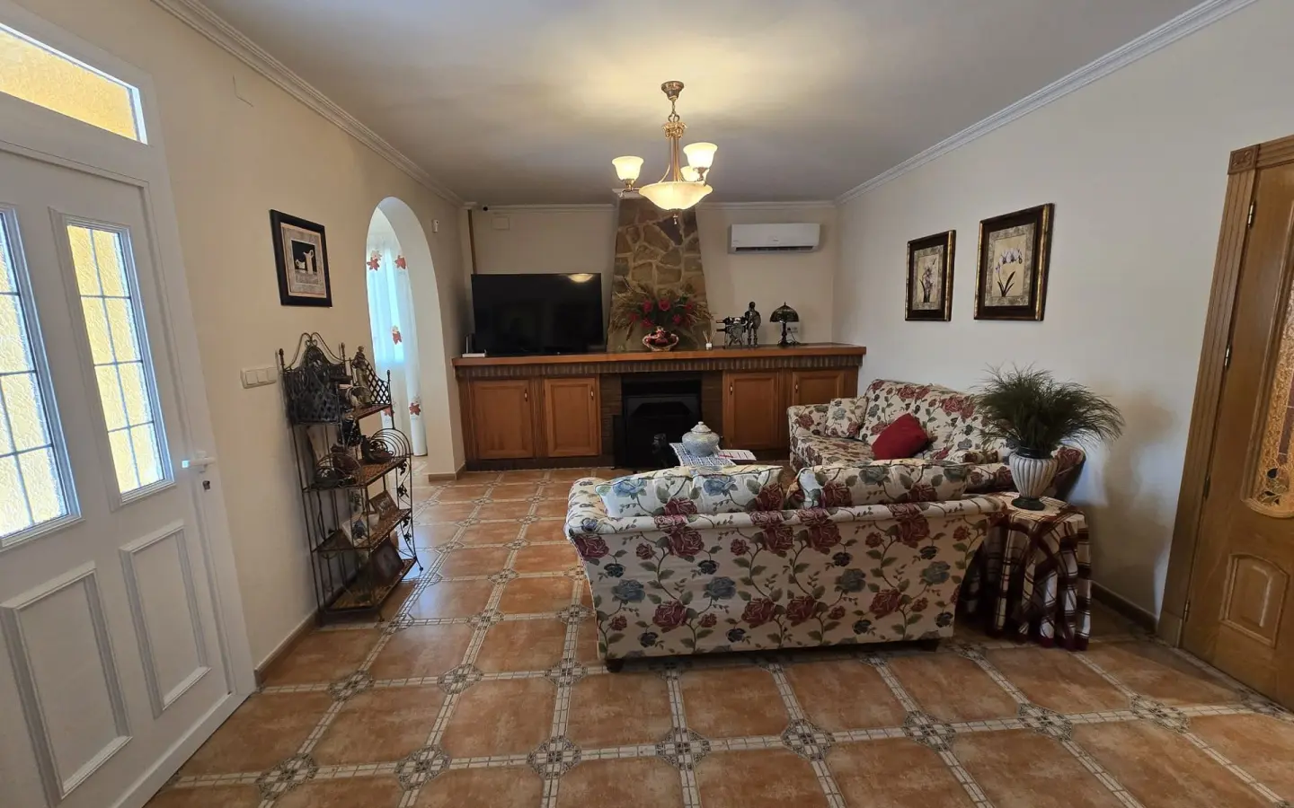Detached Villa Of 230 M² In Villena, Spain