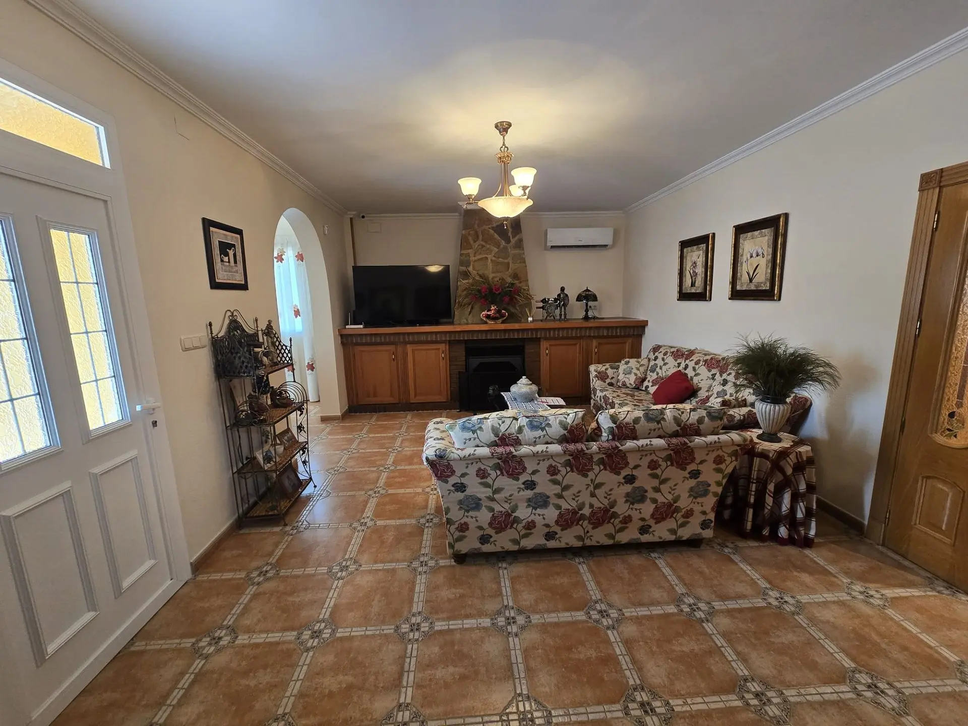 Detached Villa Of 230 M² In Villena, Spain