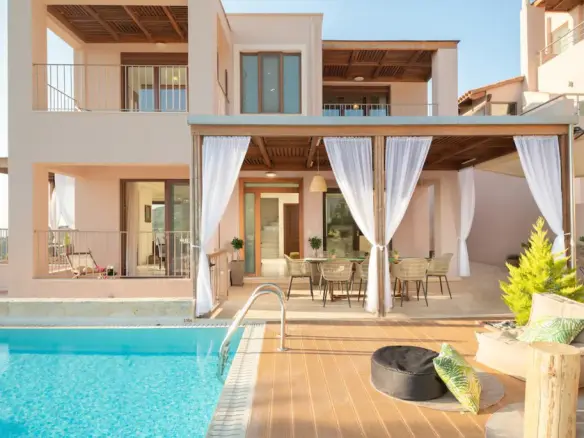 Villa In Heraclion Cretes, Greece (335 M²)