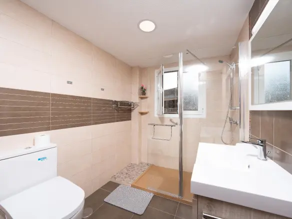 3-bedroom Flat In Polop, Spain (110 M²)