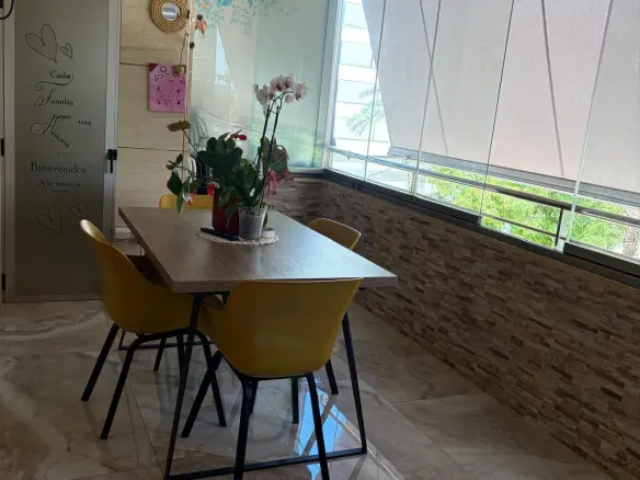 120 M² Flat In Elche, Spain