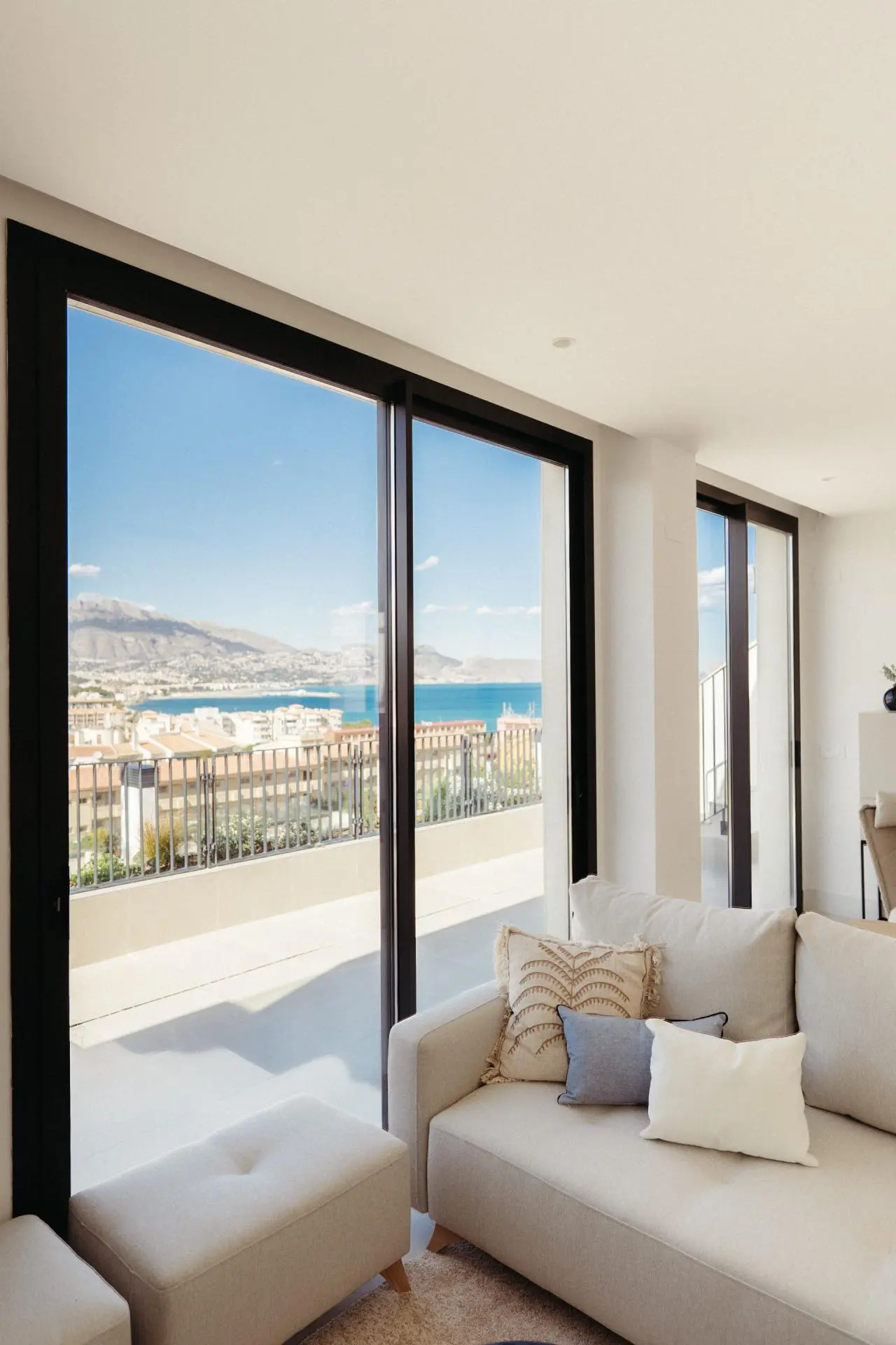 Penthouse Of 107 M² With Balcony In Alfaz Del Pi