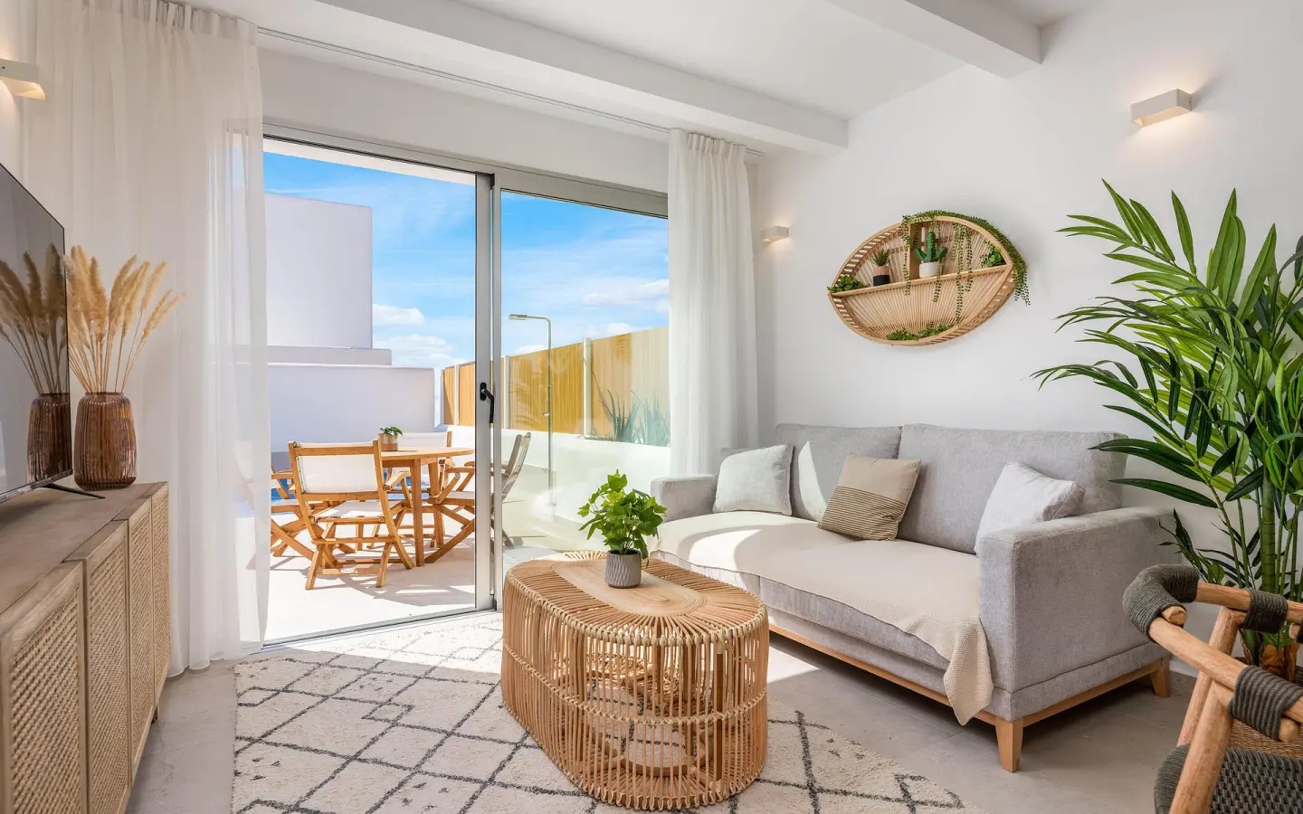 Bungalow Of 76 M² In Dolores, Spain