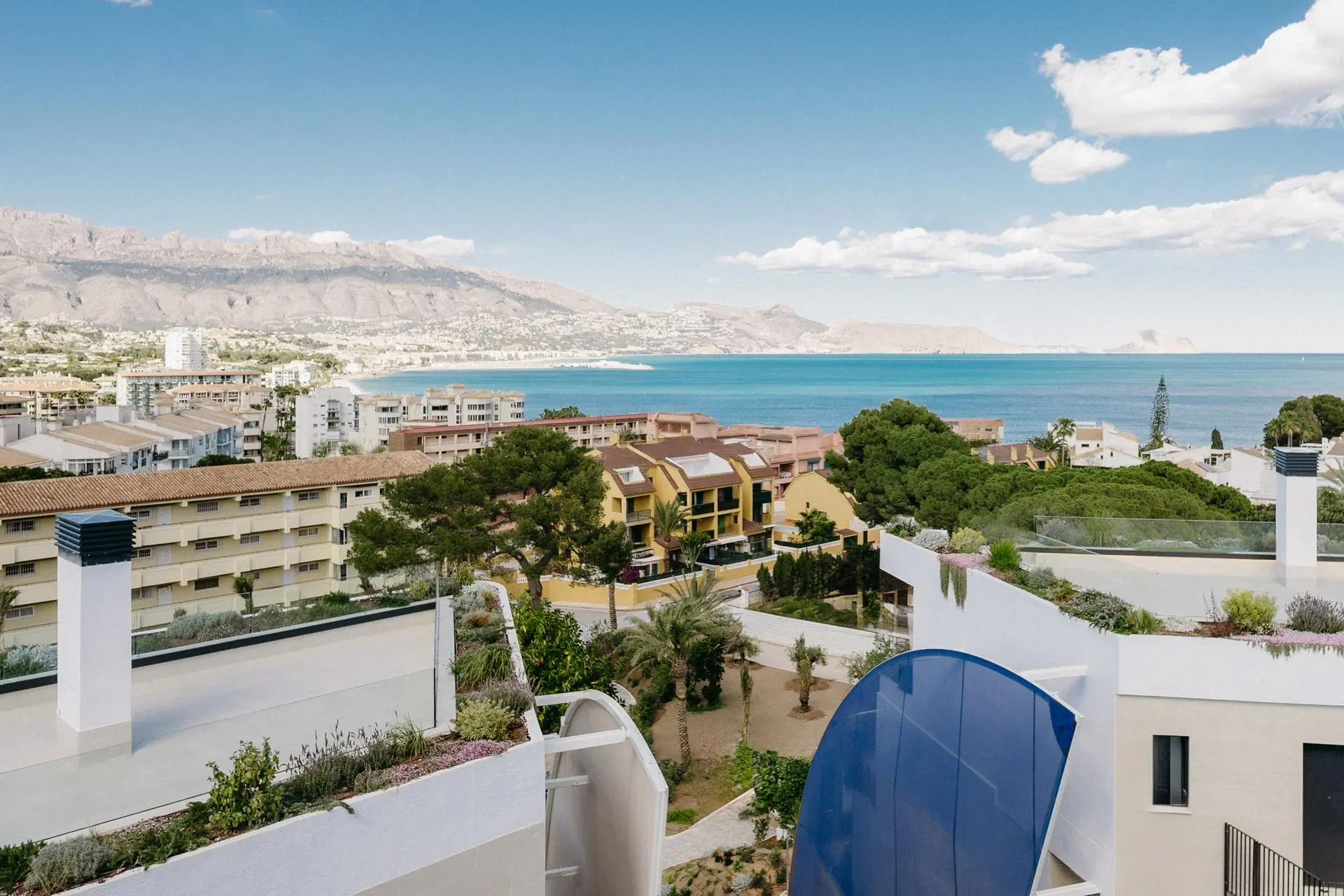 Penthouse Of 107 M² With Balcony In Alfaz Del Pi