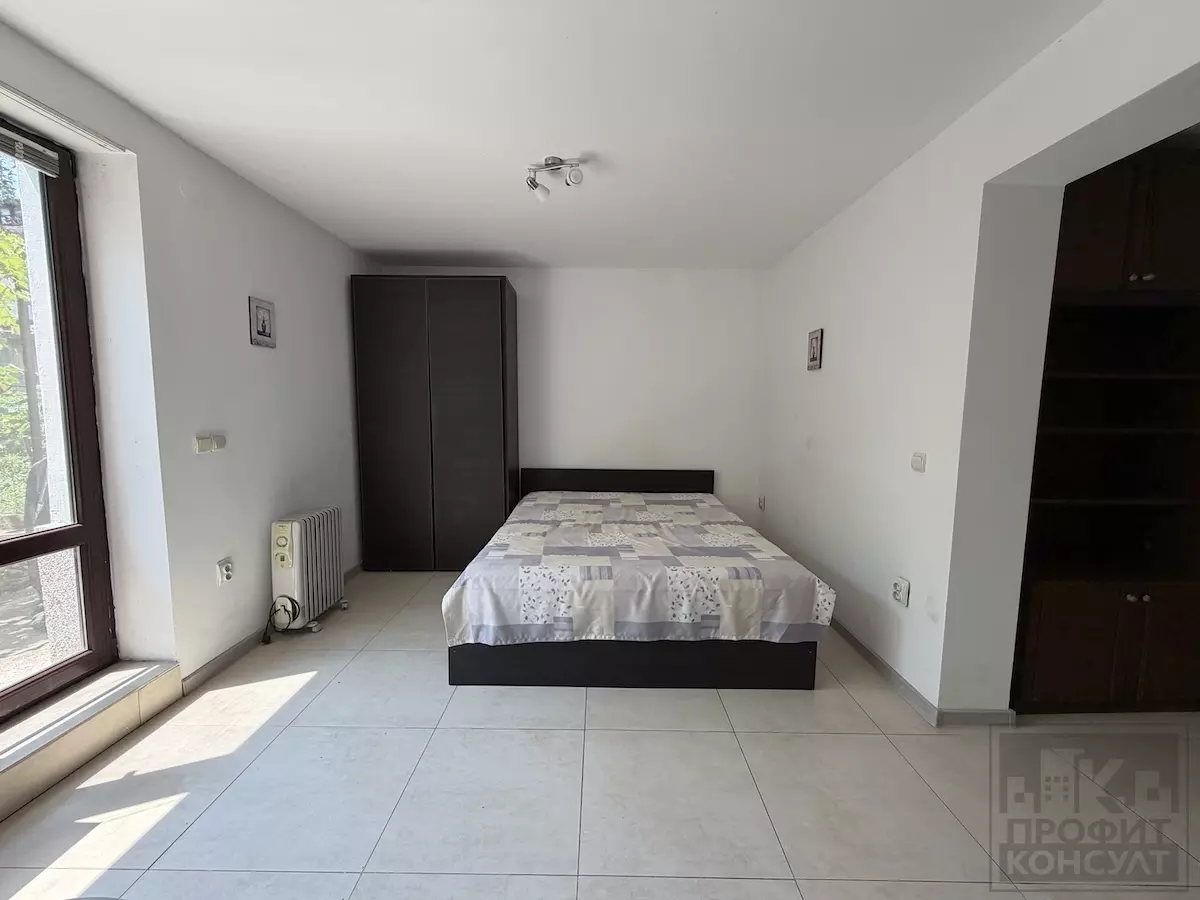 3 Studio Apartment Of 35 M² In City Centre, Veliko Tarnovo