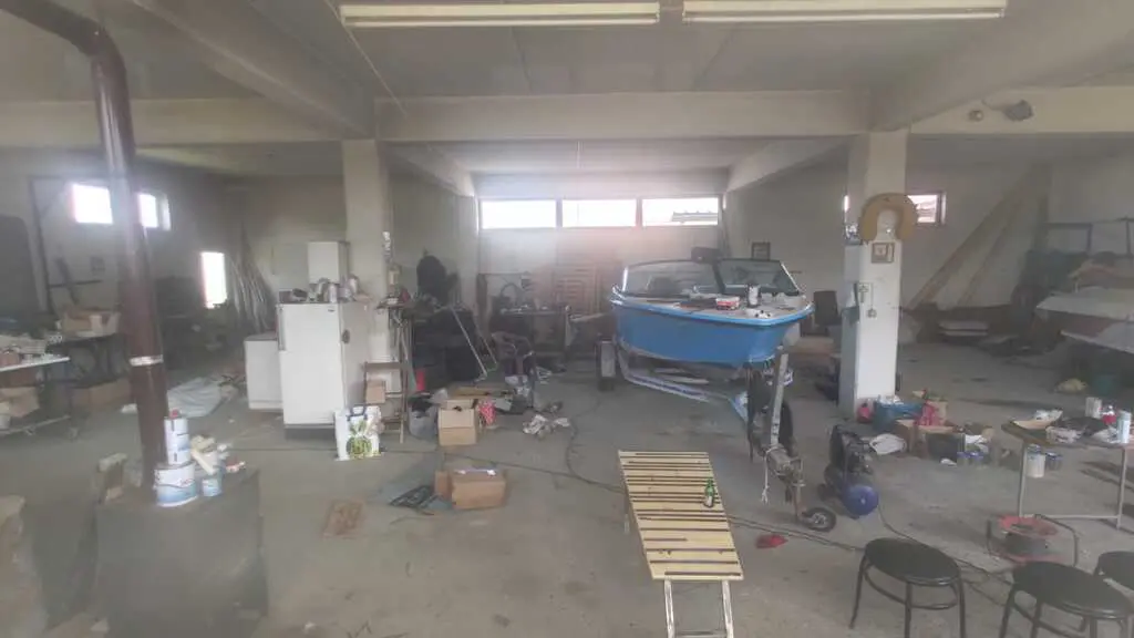 Business Of 240 M² On The Olympic Coast