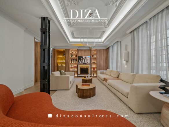 Apartment Of 100 M² With Sea View In Recoletos