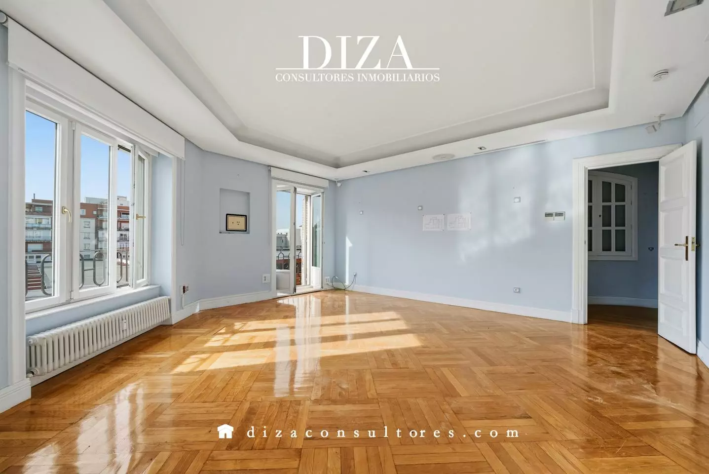 4238516-1c2c77aa Apartment Of 150 M² With Classic Building Features In Salamanca