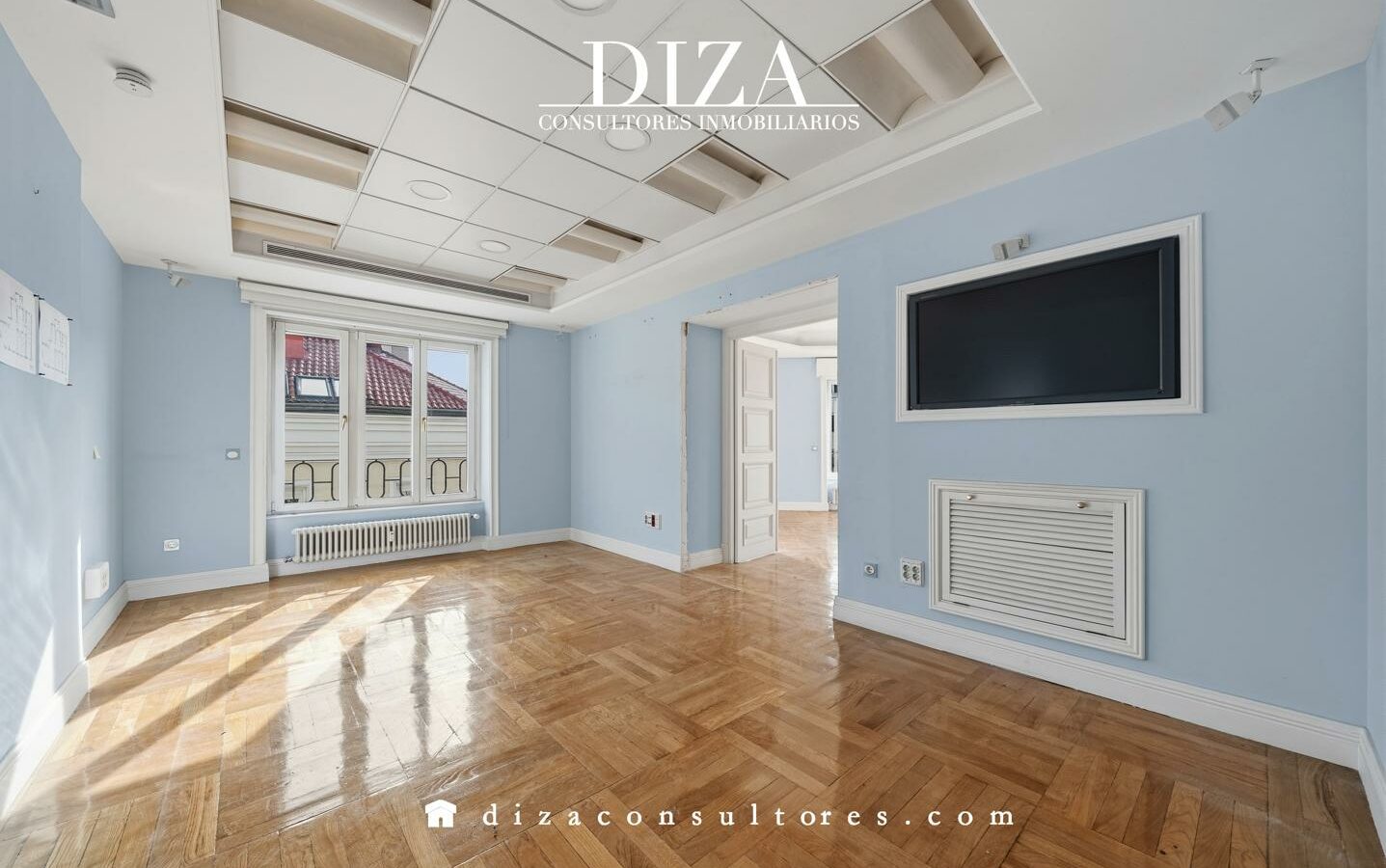 Apartment Of 150 M² With Classic Building Features In Salamanca