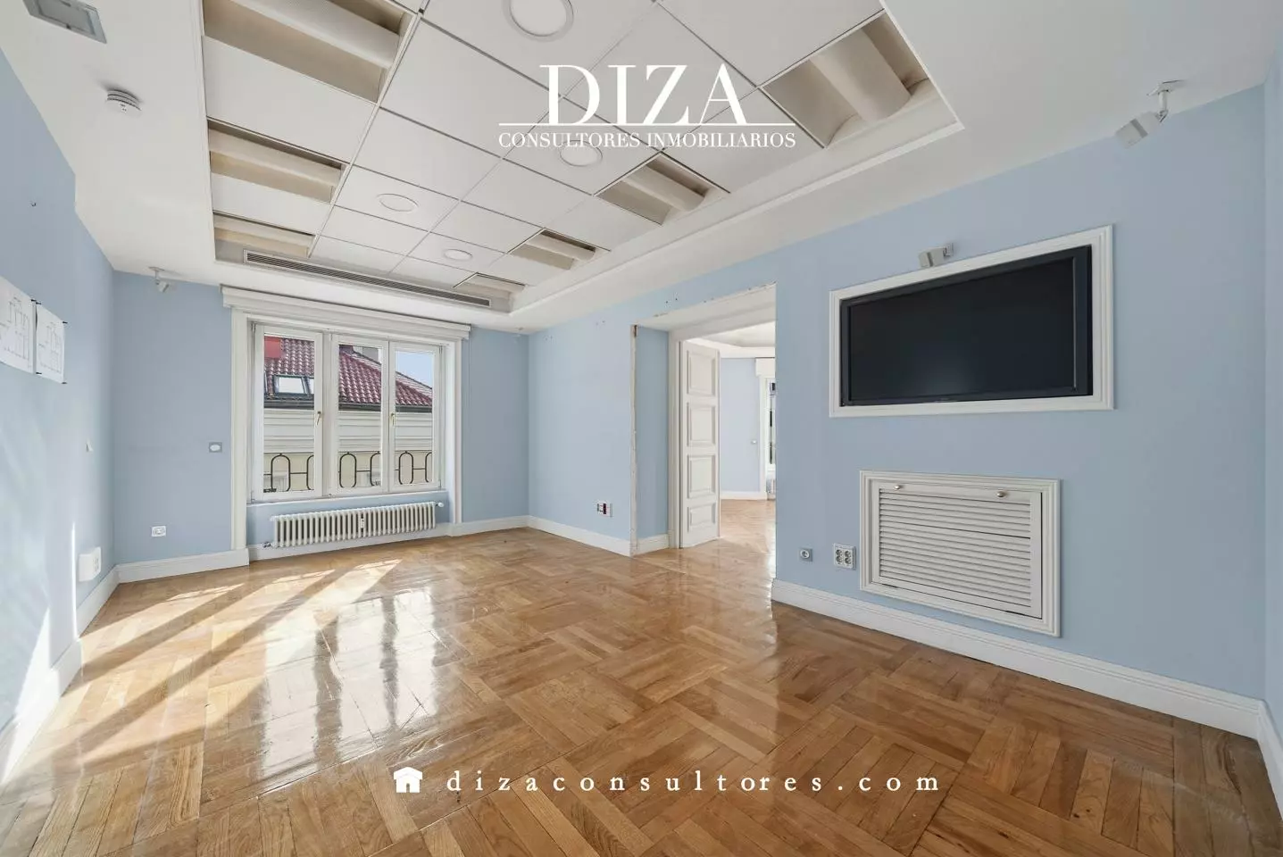 4238516-31fa0c84 Apartment Of 150 M² With Classic Building Features In Salamanca
