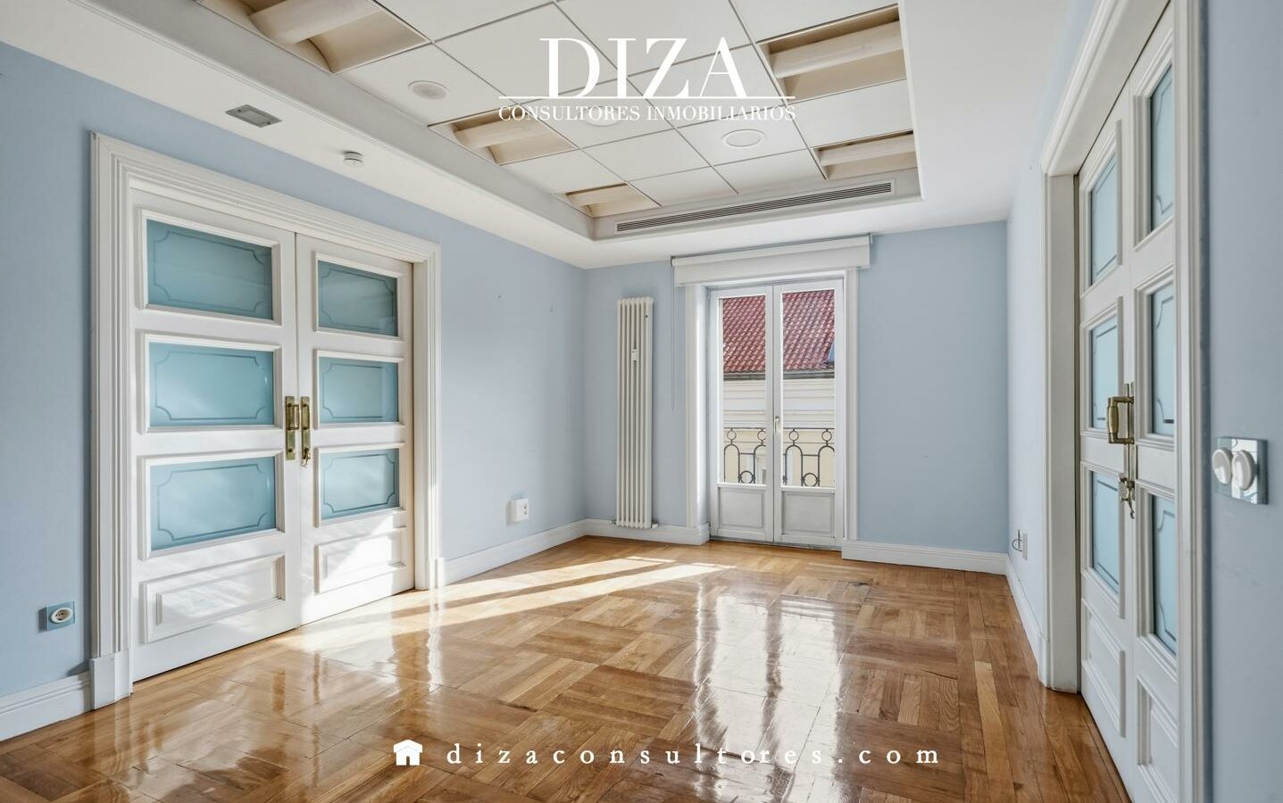 Apartment Of 150 M² With Classic Building Features In Salamanca