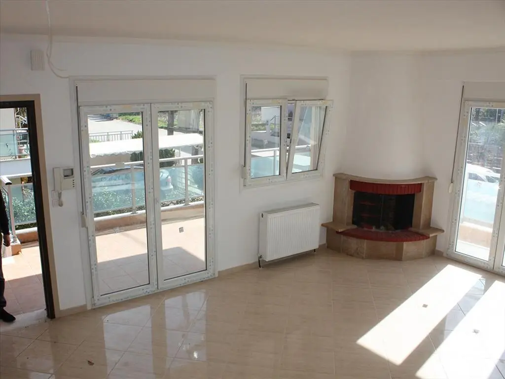 For Sale Maisonette 185 M² In The Suburbs Of Thessaloniki