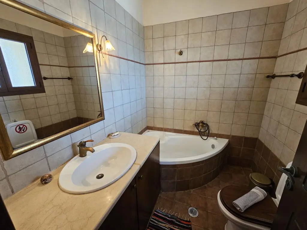 Villa Of 250 M² In Crete