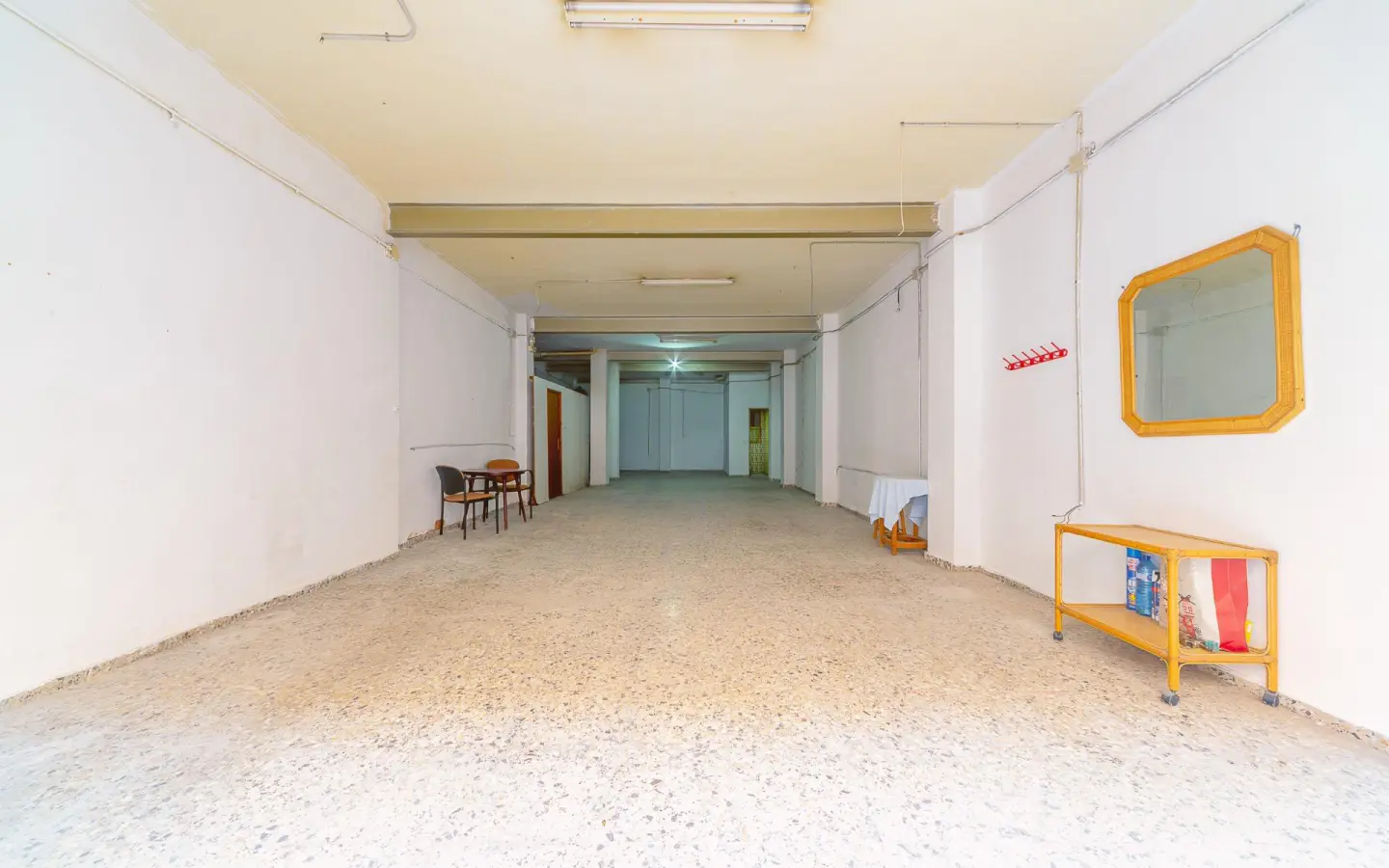 Commercial Unit In Elche, Spain (106 M²)