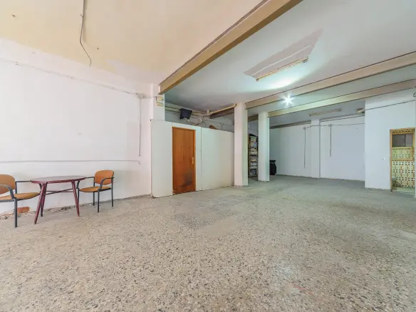 Commercial Unit In Elche, Spain (106 M²)